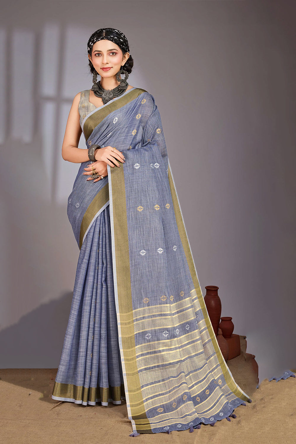 Cotton Jari Border With Resham Motifs