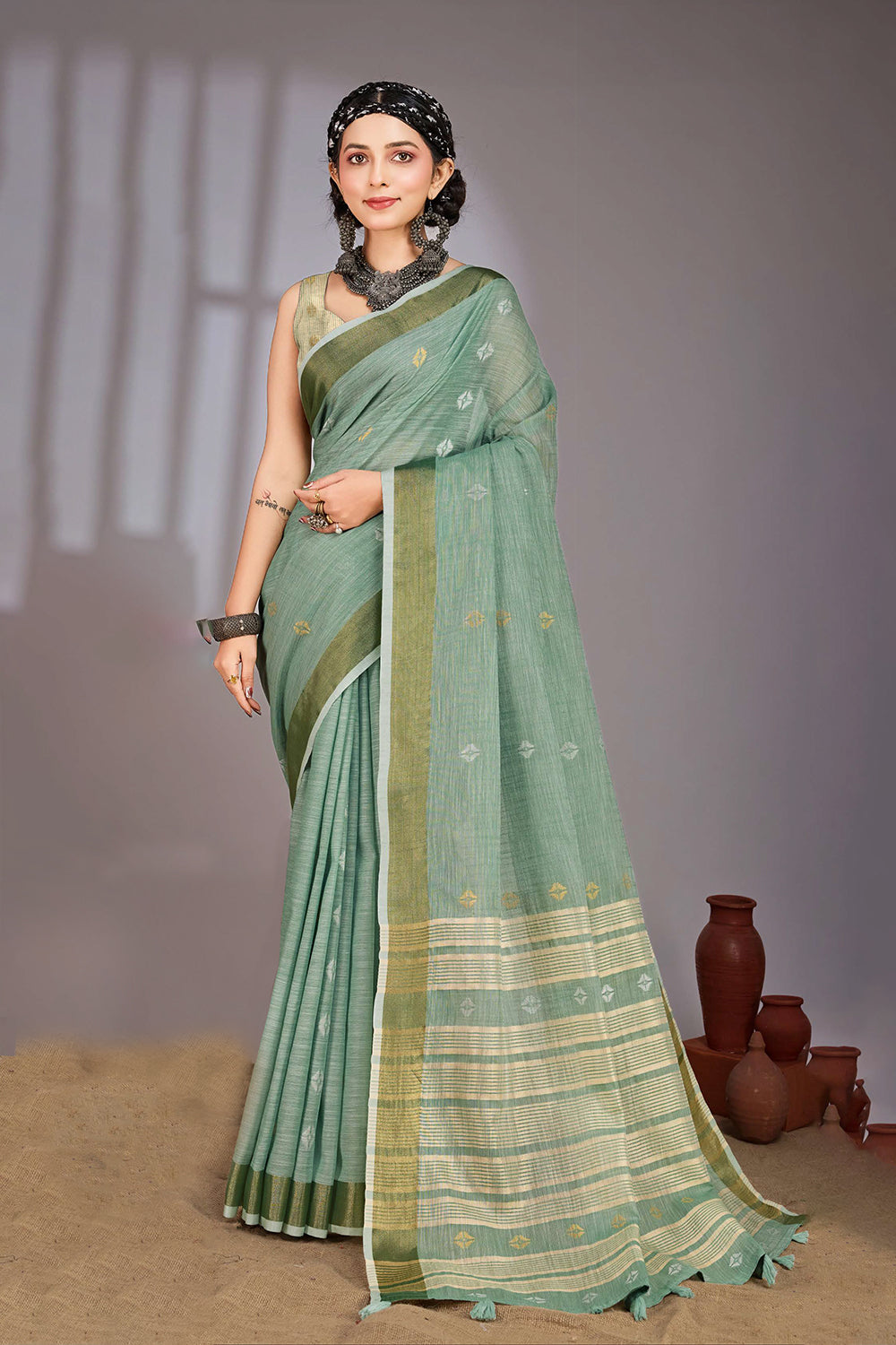 Cotton Jari Border With Resham Motifs