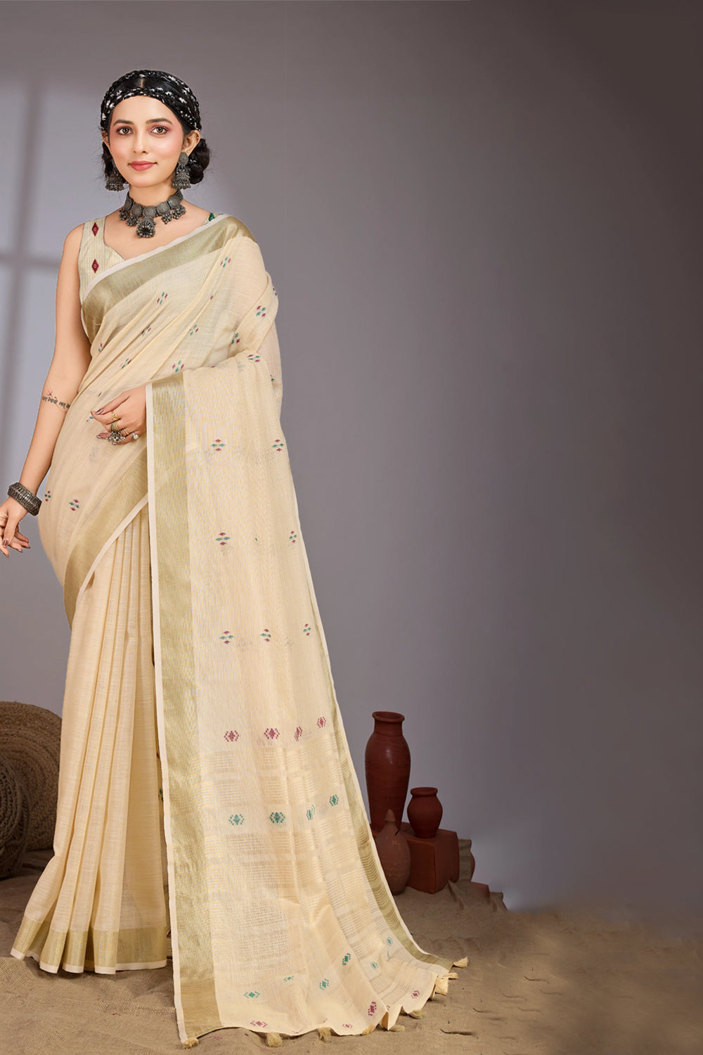 Cotton Jari Border With Resham Motifs