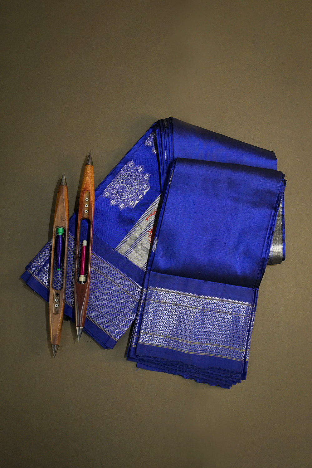 9yard Handwoven Pure Paithani Silver Zari