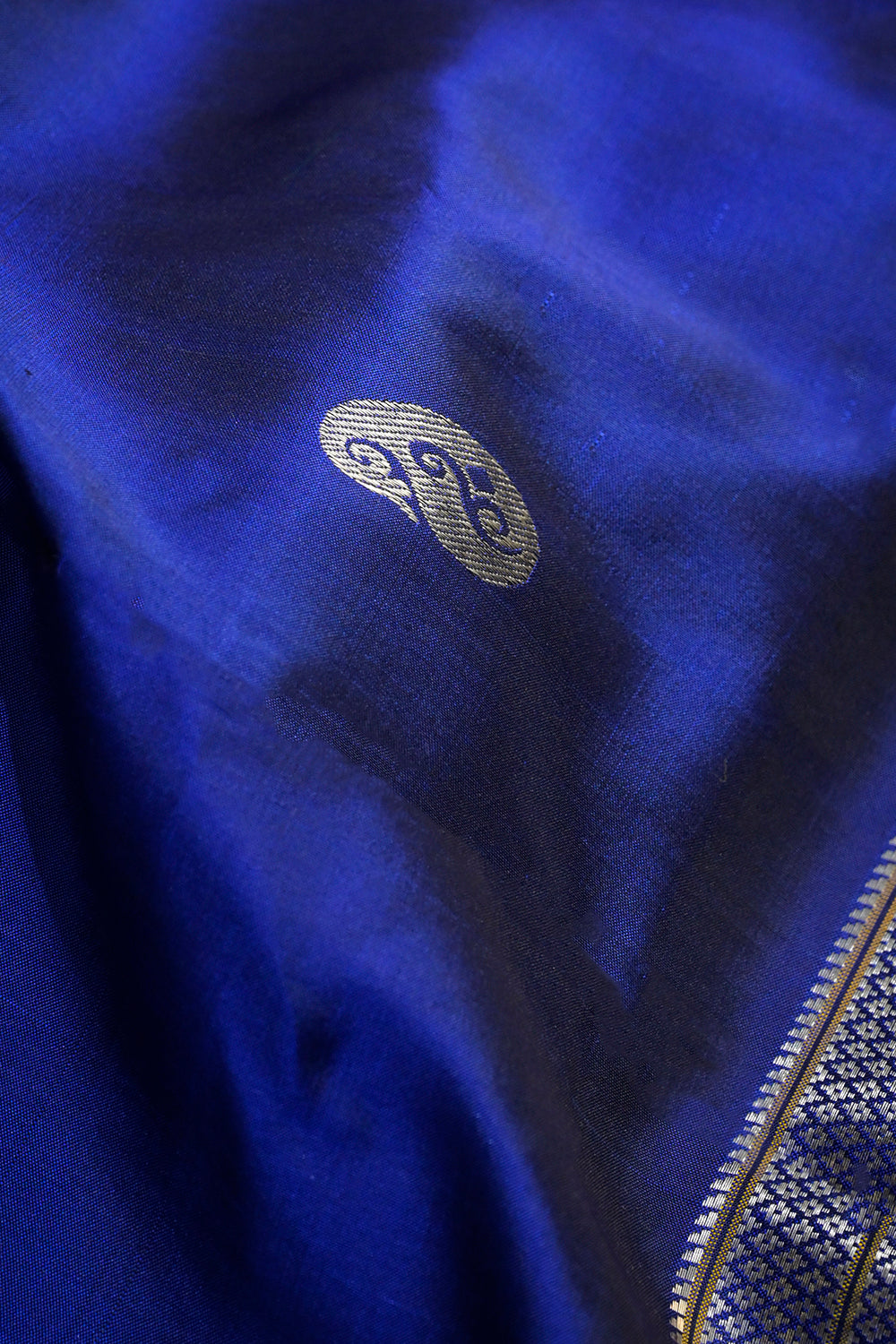 9yard Handwoven Pure Paithani Silver Zari