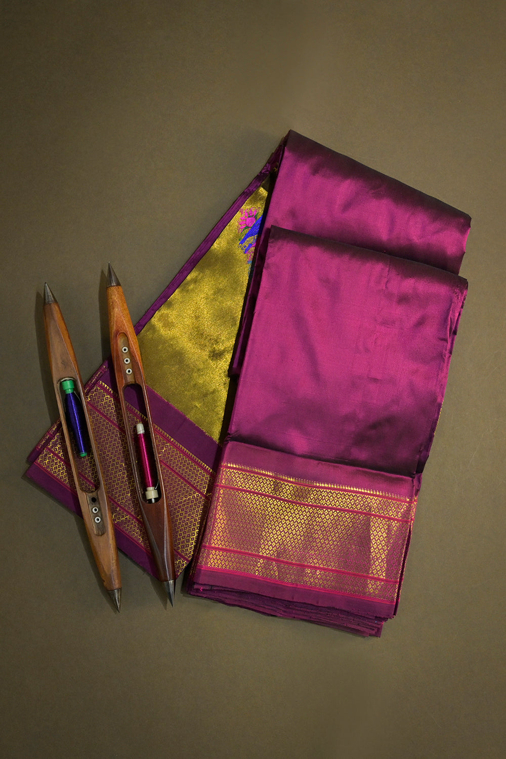 9yard Handwoven Pure Paithani Gold Zari