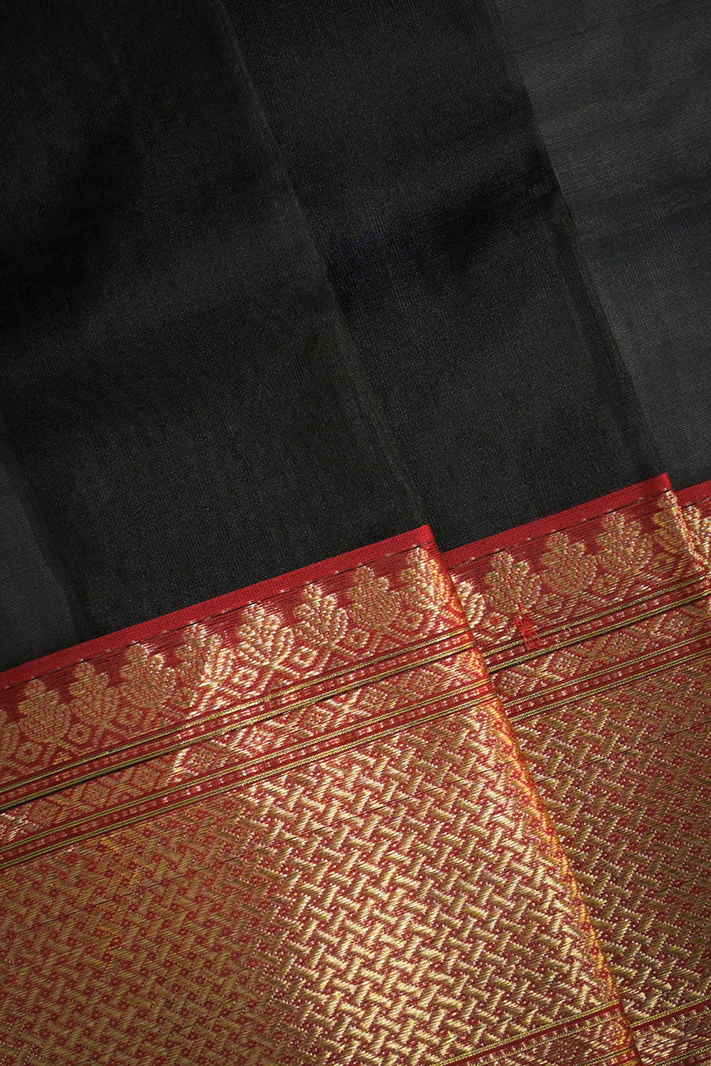 Chanderi Woven Jari Motifs With Red Contrast