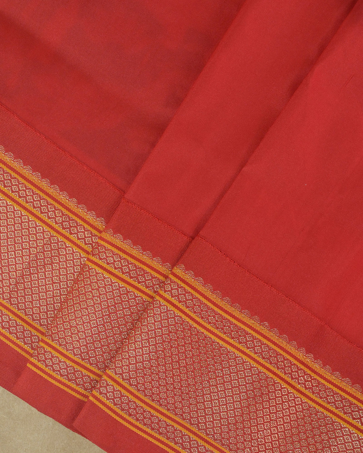 Peach pink Silk Paithani Woven paithani with red contrast