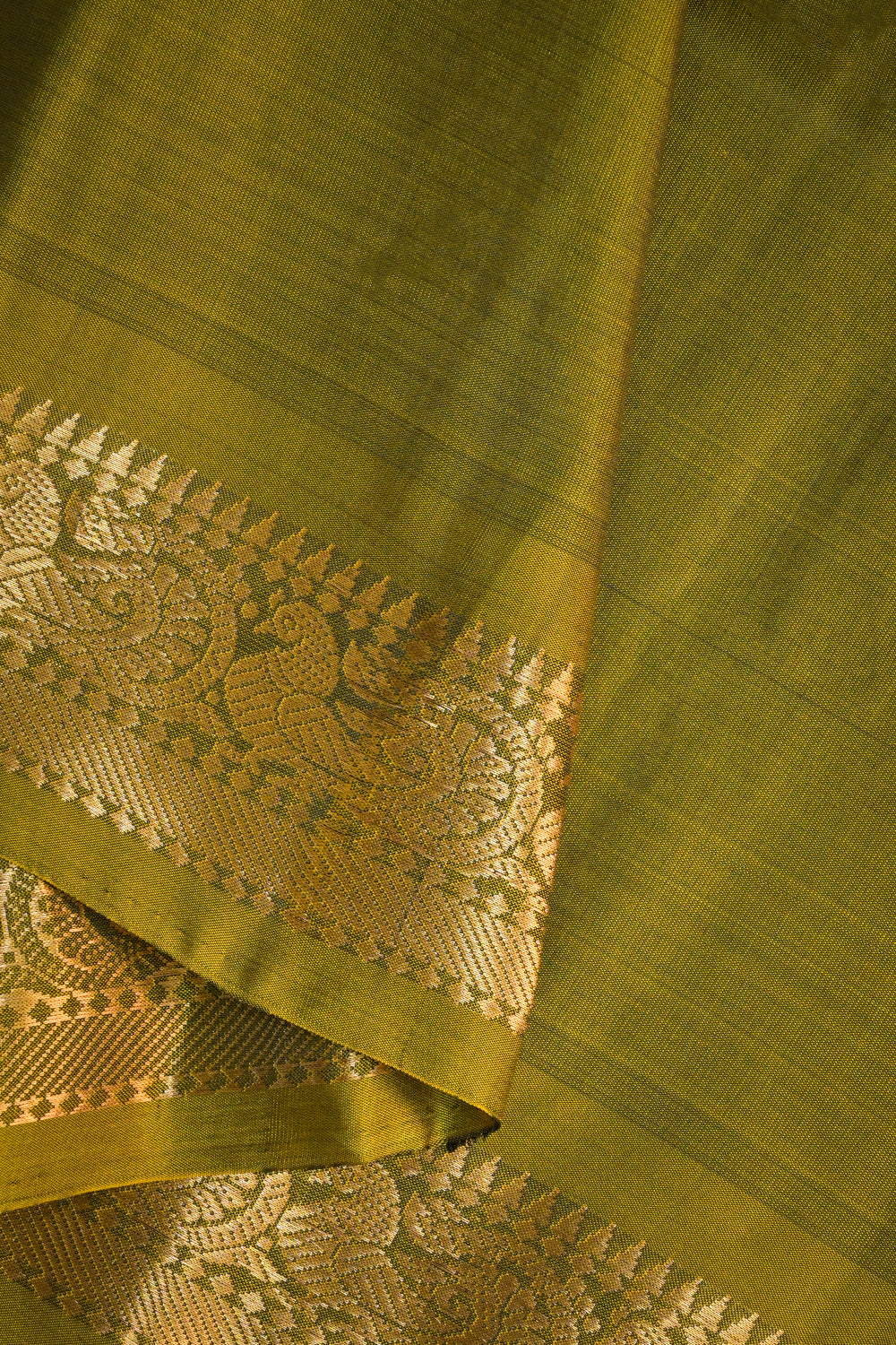 Soft Silk Woven Peacock Jari Motifs With Parrot Green Contrast