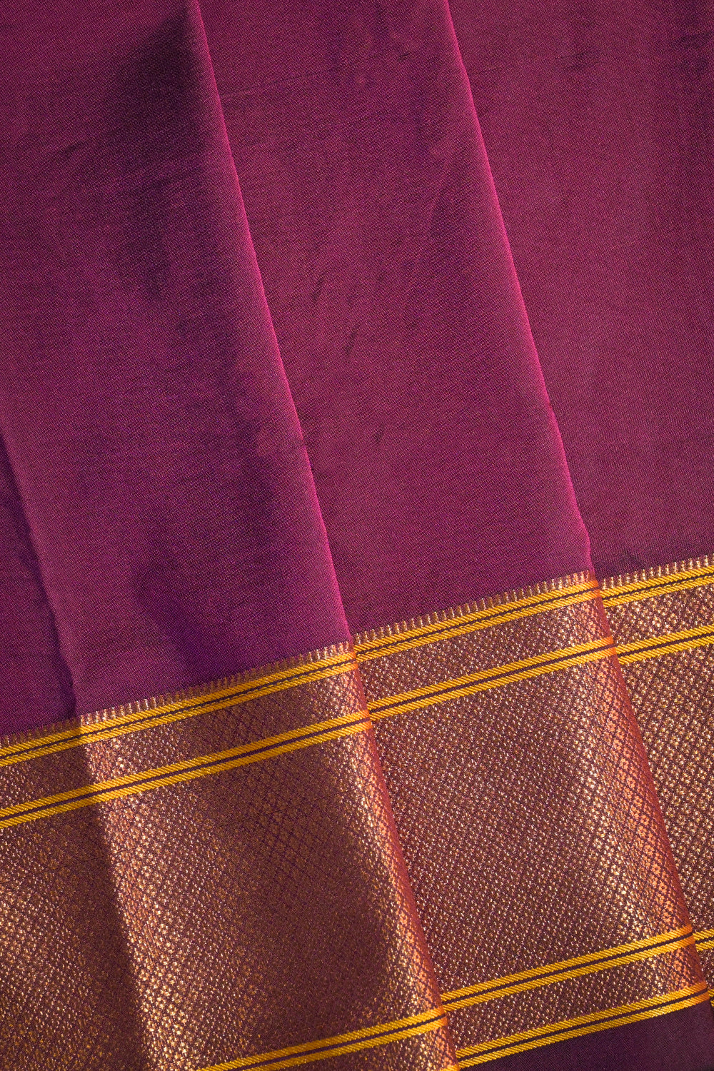 Semi Silk Woven Self Maharani Paithani