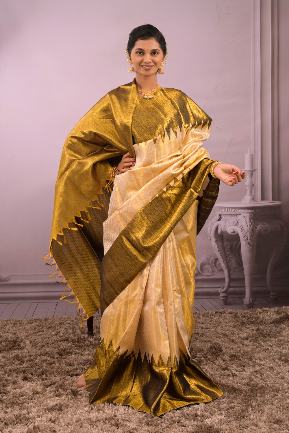Tissue Cross Jari Lining Weave With Temple Border