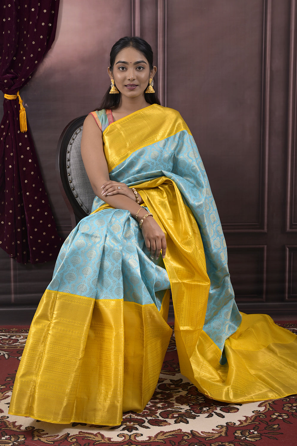 Kanjivaram Woven Jaal Brocade Weave