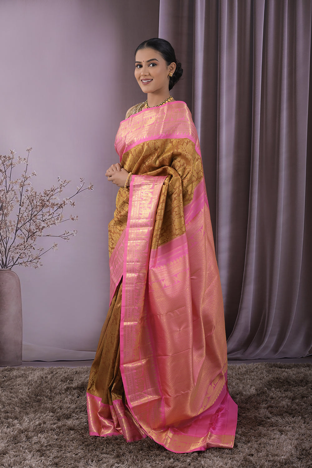 Tissue Gold Jari Brocade Weave