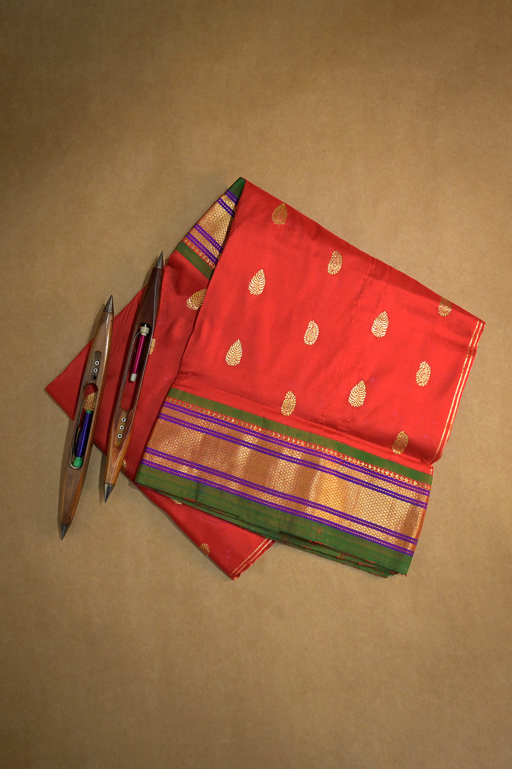 9yard Handwoven Pure Paithani With Nath Buttis And Green Contrast