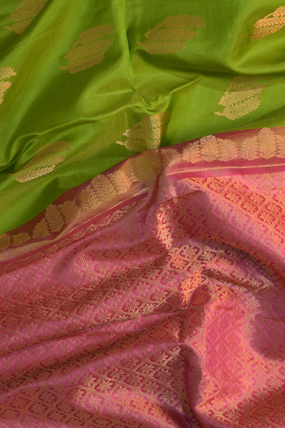 Soft Silk Borderless With Triple Leaves Motifs