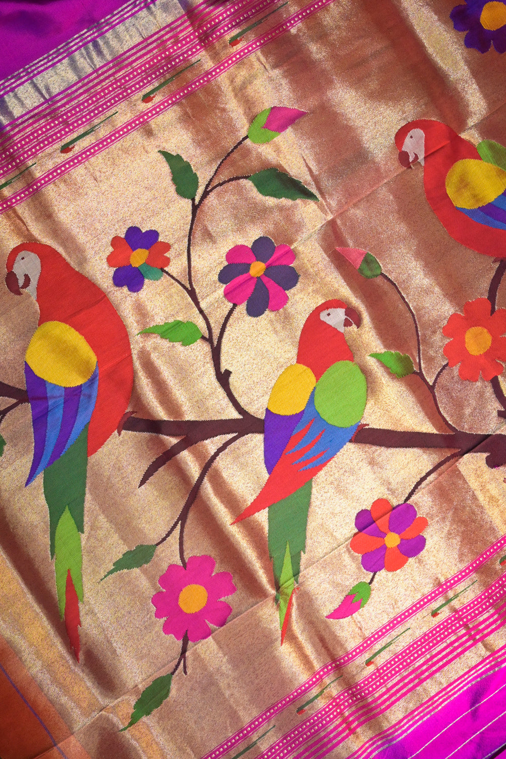 Paithani Handwoven Paithani With Single Muniya Border