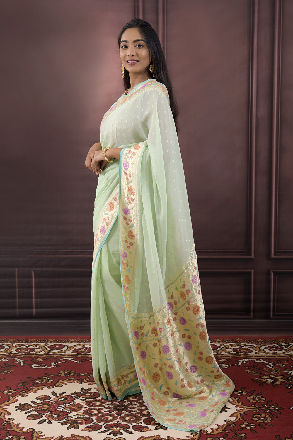 Georgette Woven Gold Jari Buttis With Lotus Border