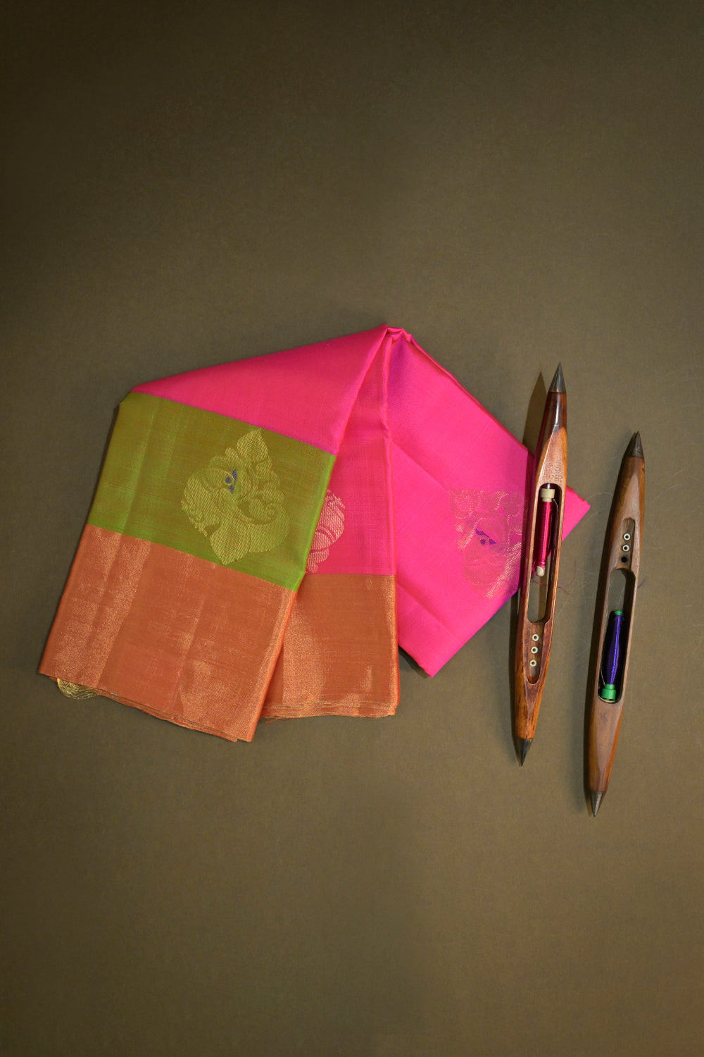 Soft Silk Woven Jari Motifs With Double Border