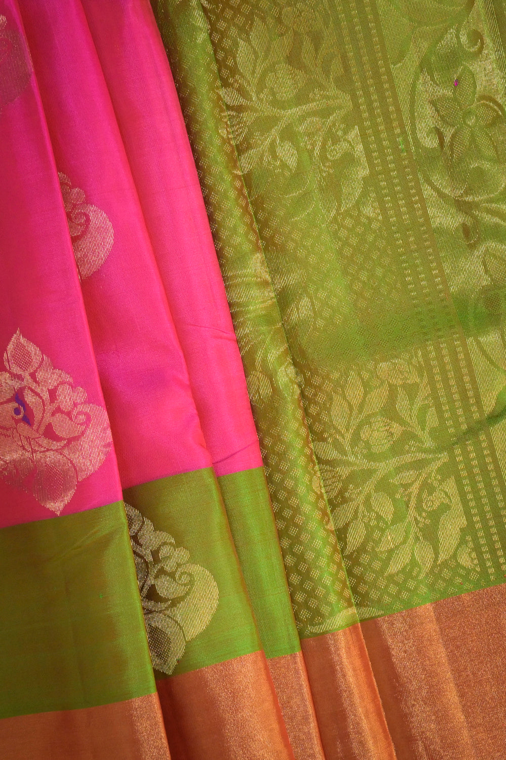 Soft Silk Woven Jari Motifs With Double Border