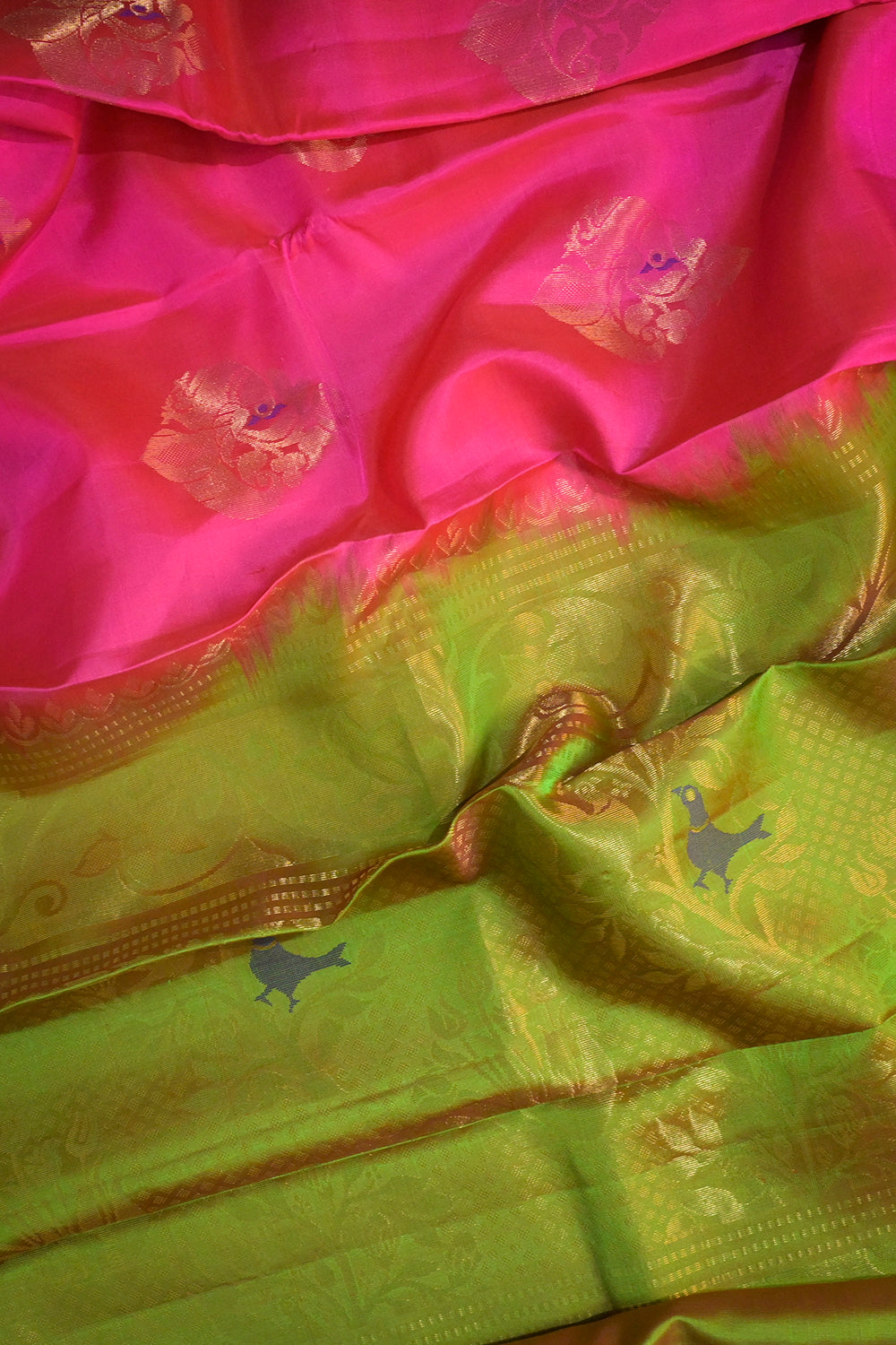 Soft Silk Woven Jari Motifs With Double Border