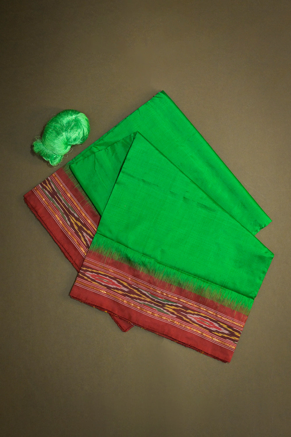 Ikkat Patola Tie And Dye Weave With Maroon Contrast
