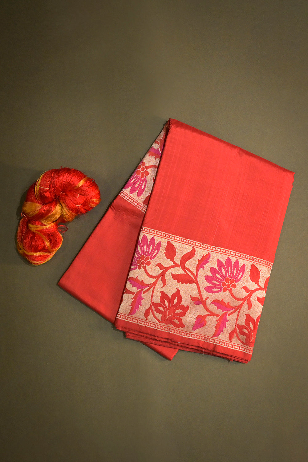 Banarasi Plain Body With Lotus Border
