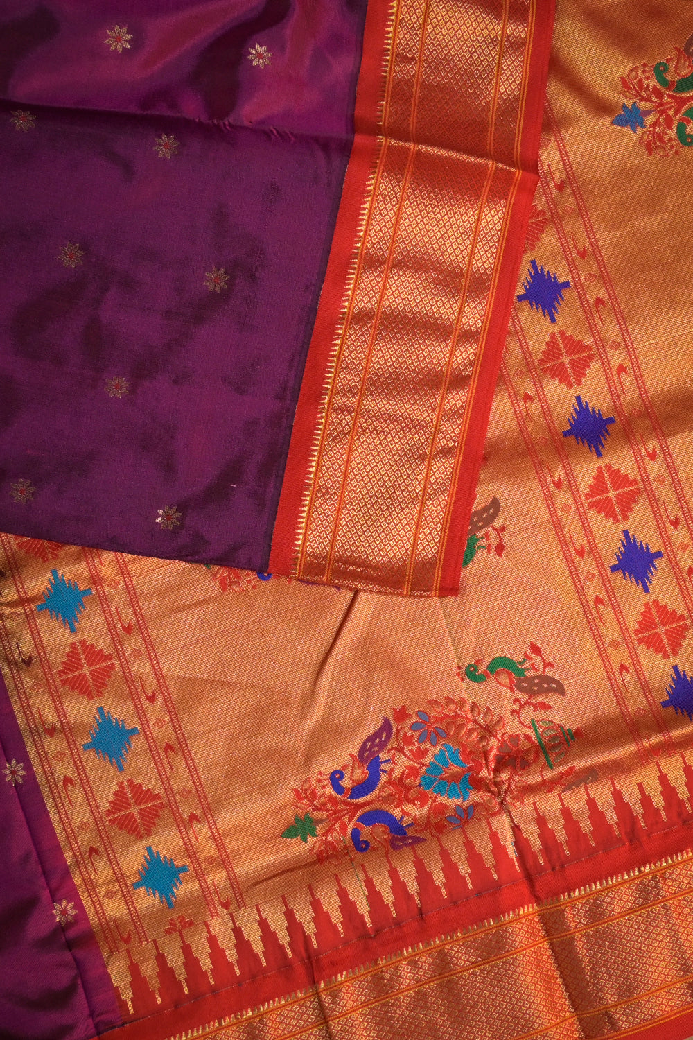 9yard Handwoven Pure Paithani With Meena Buttis And Red Contrast