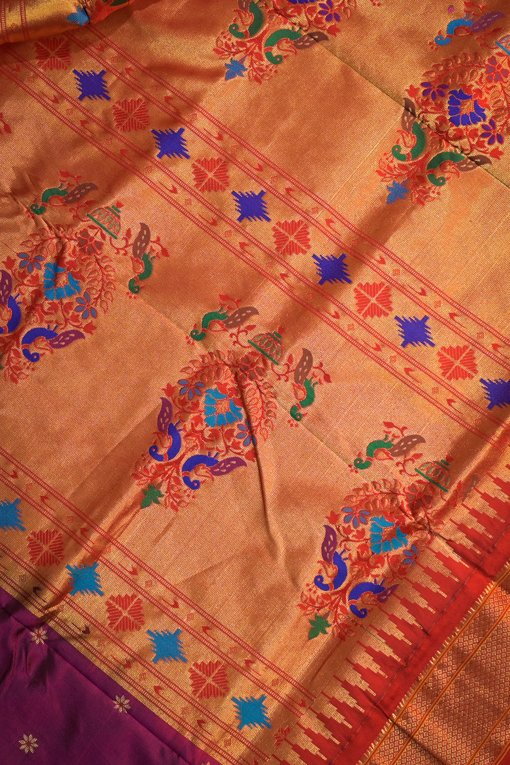 9yard Handwoven Pure Paithani With Meena Buttis And Red Contrast