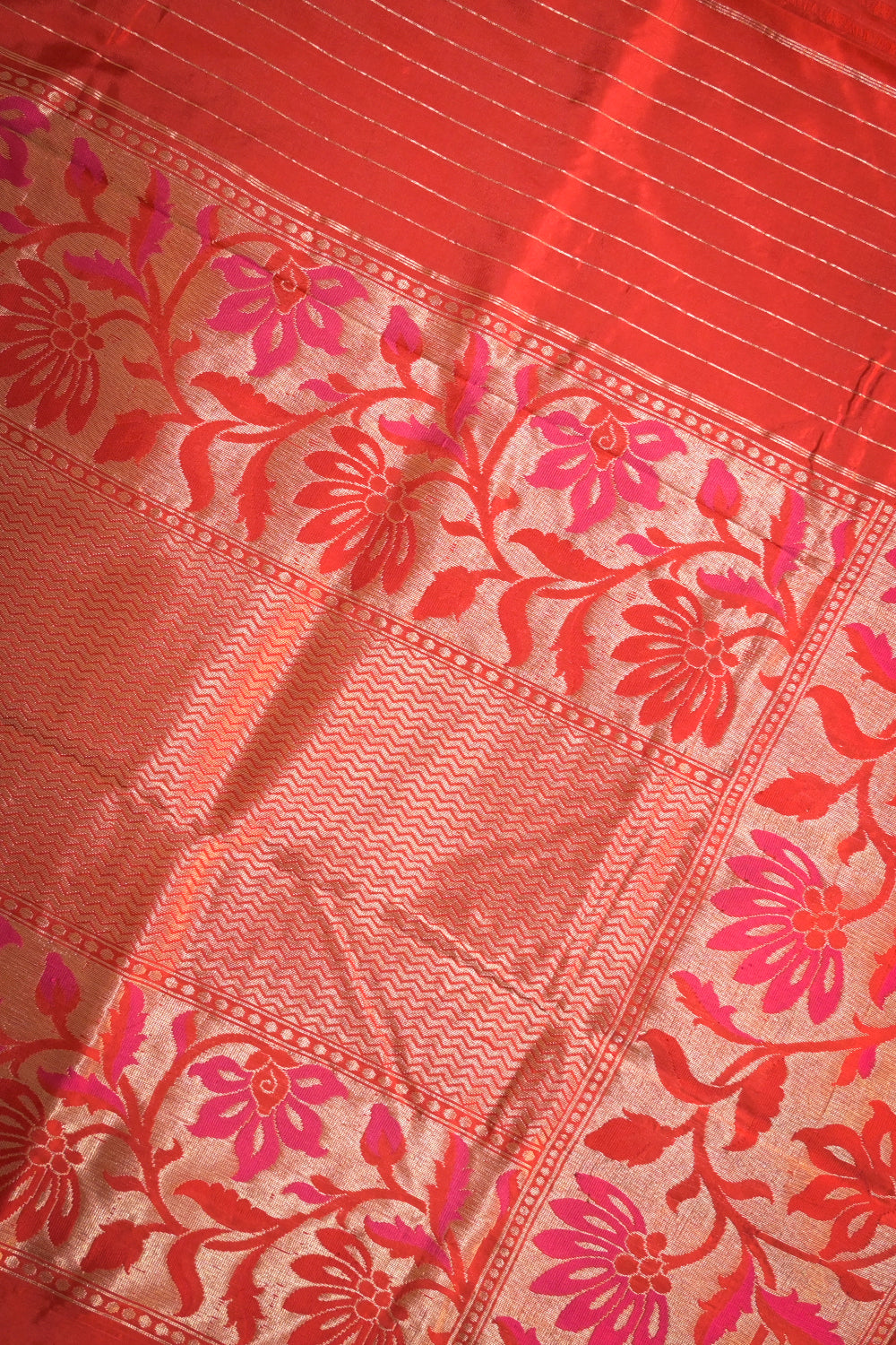 Banarasi Plain Body With Lotus Border