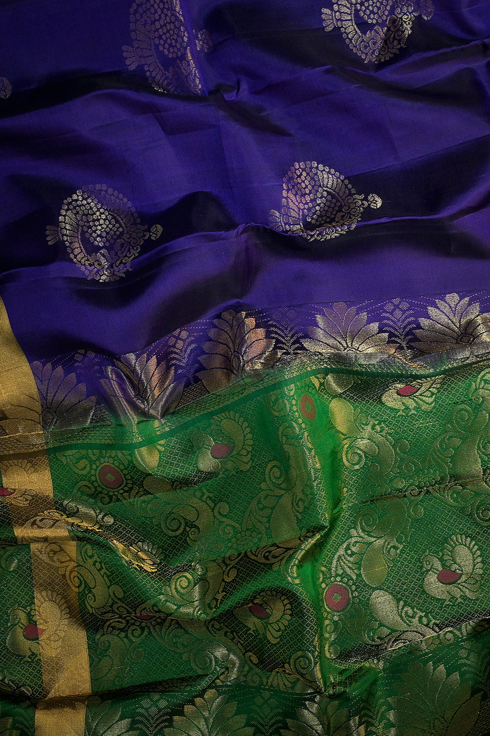 Soft Silk Woven Jari Motifs With Double Border