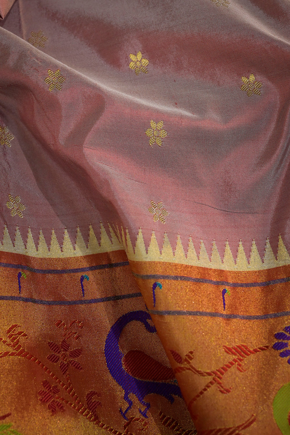 Paithani Handwoven Paithani With Lotus Peacock Border