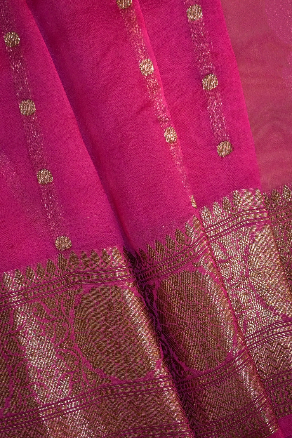 Organza Woven Antique Jari Motifs With Self Matching