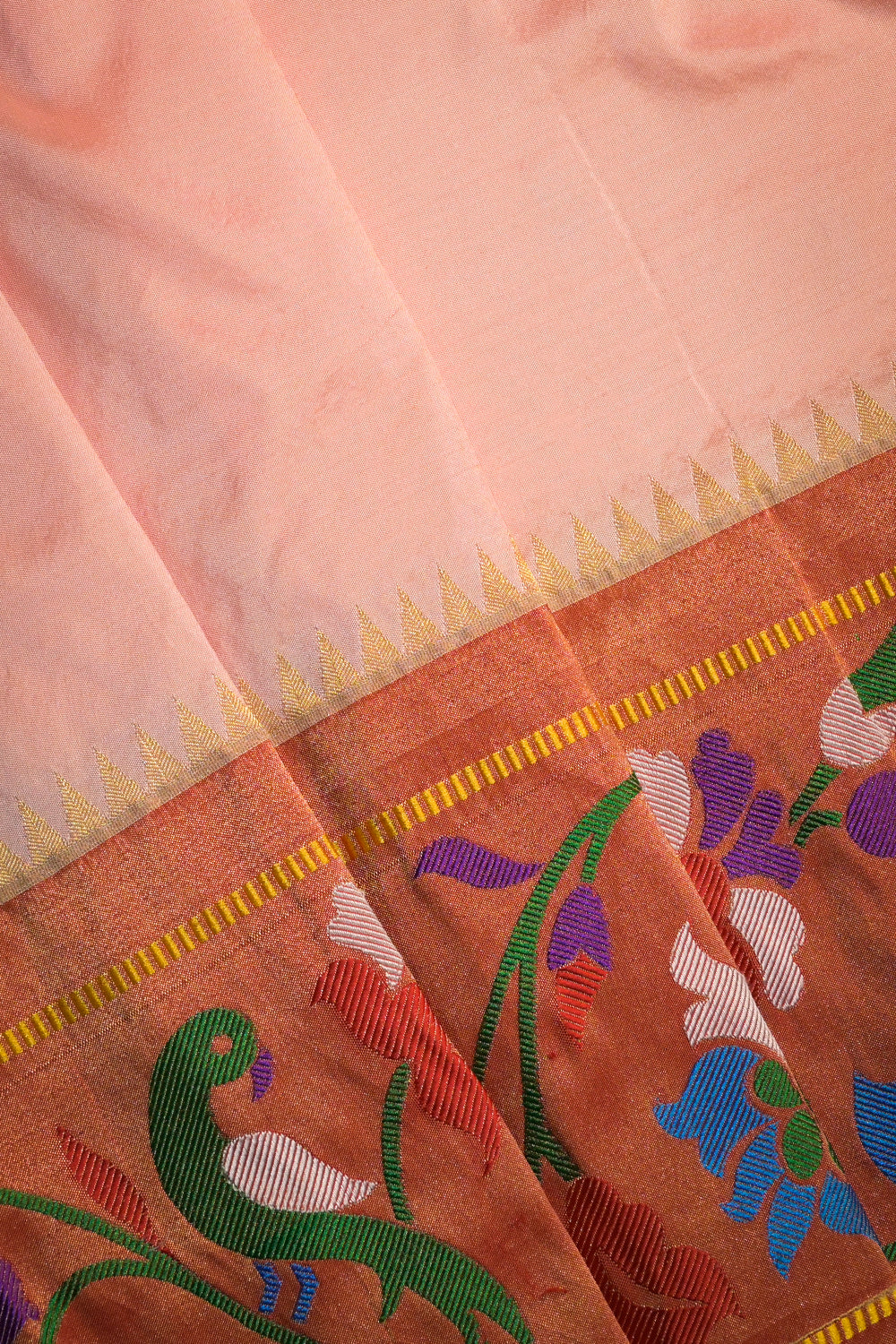 Paithani Handwoven Paithani With Lotus peacock Border
