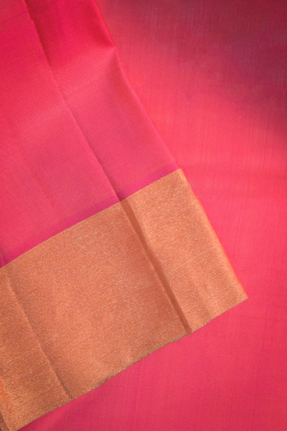 Soft Silk Woven Jari Motifs With Double Border
