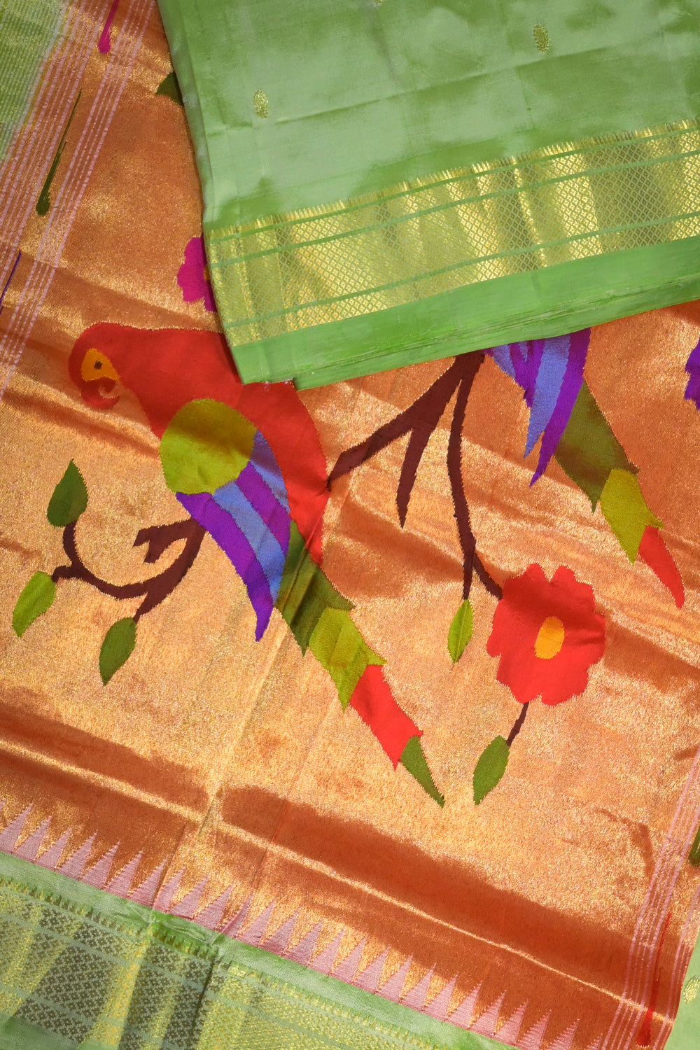 Paithani Handwoven Paithani With Parrot Pallu