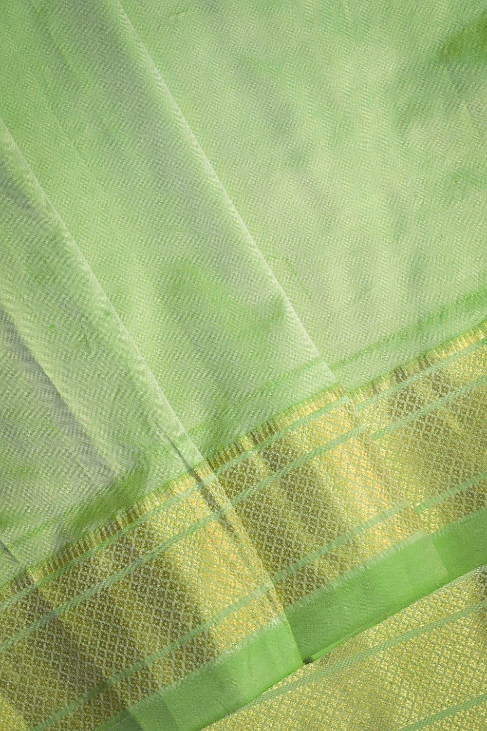 Paithani Handwoven Paithani With Parrot Pallu