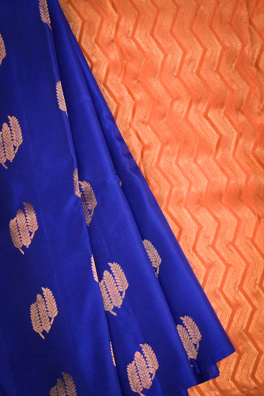Soft Silk Borderless With Triple Leaves Motifs
