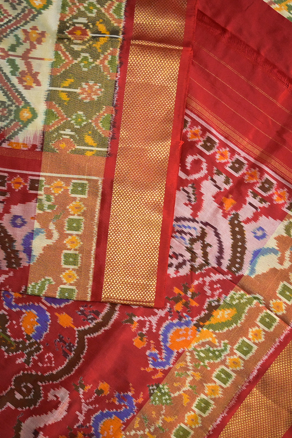 Ikkat Patola Tie And Dye Weave With Red Contrast