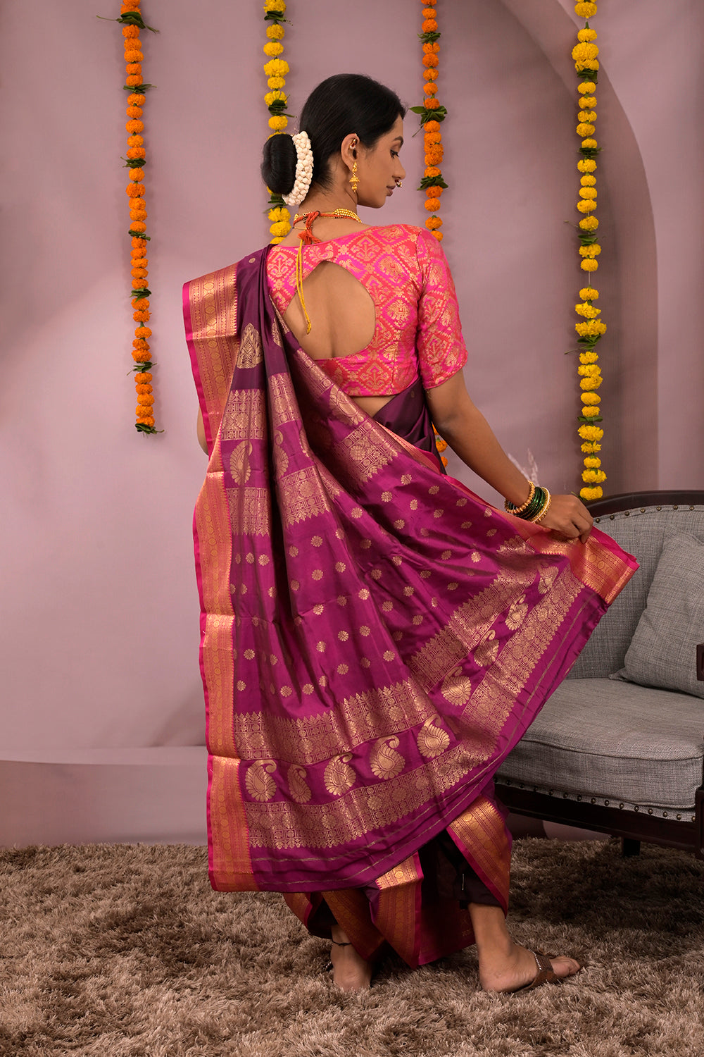 9yard Woven Gold Jari Motifs