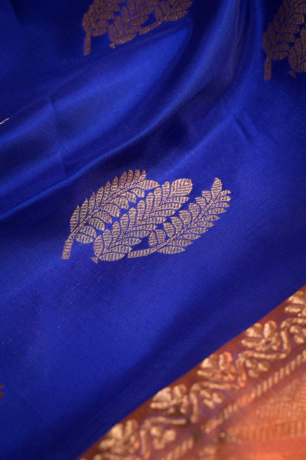 Soft Silk Borderless With Triple Leaves Motifs