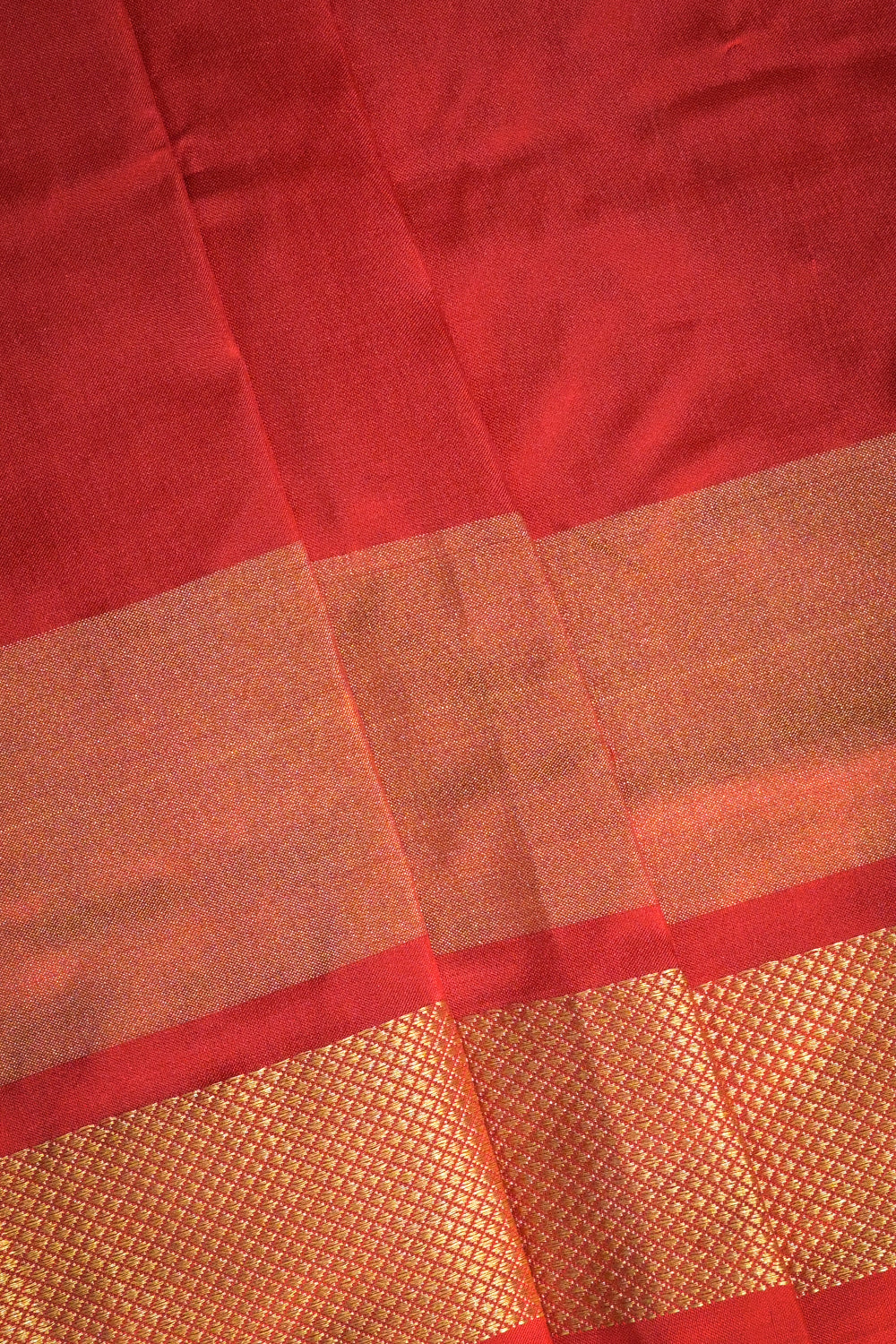 Ikkat Patola Tie And Dye Weave With Red Contrast