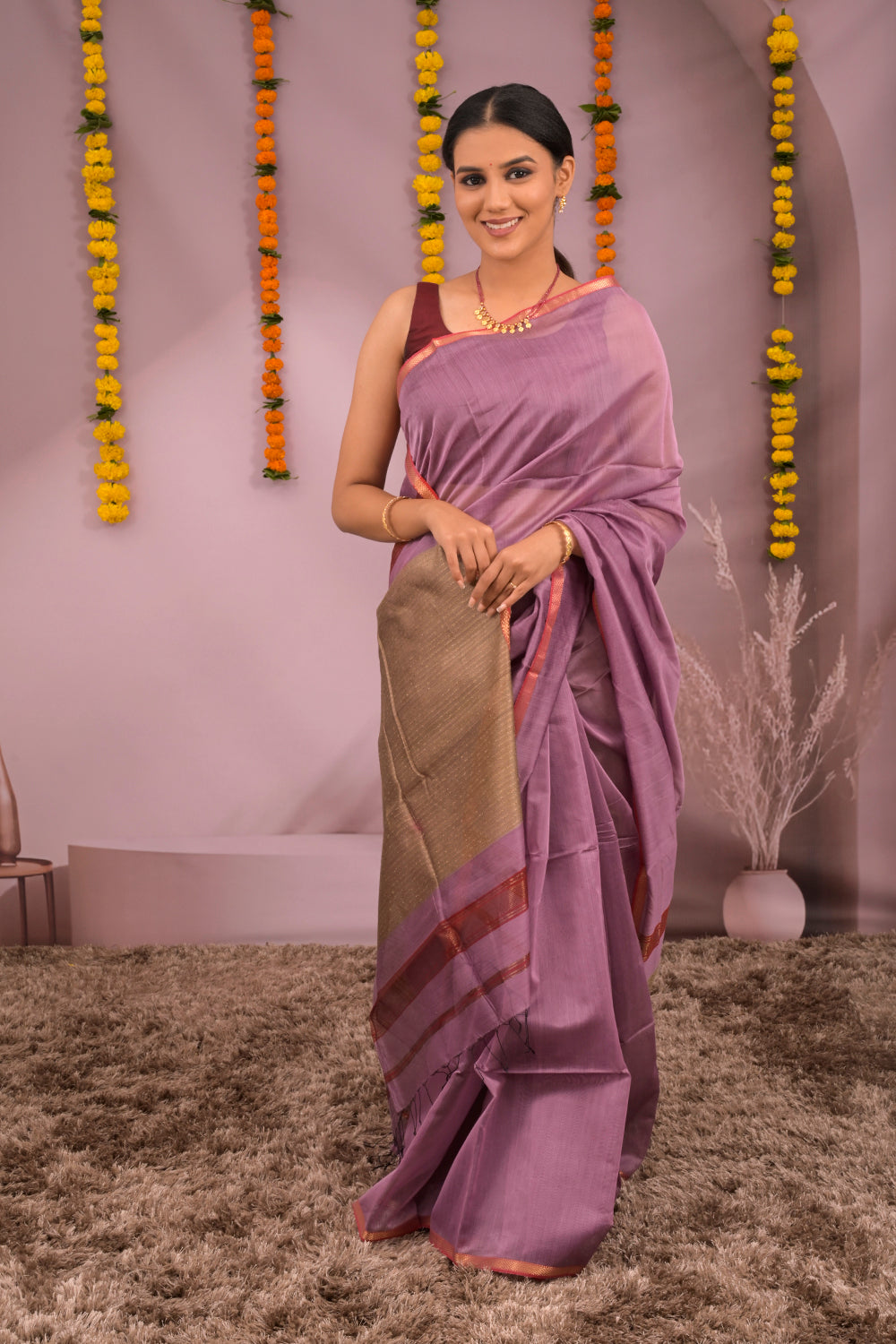 Maheshwari Plain Body With Small Jari Border