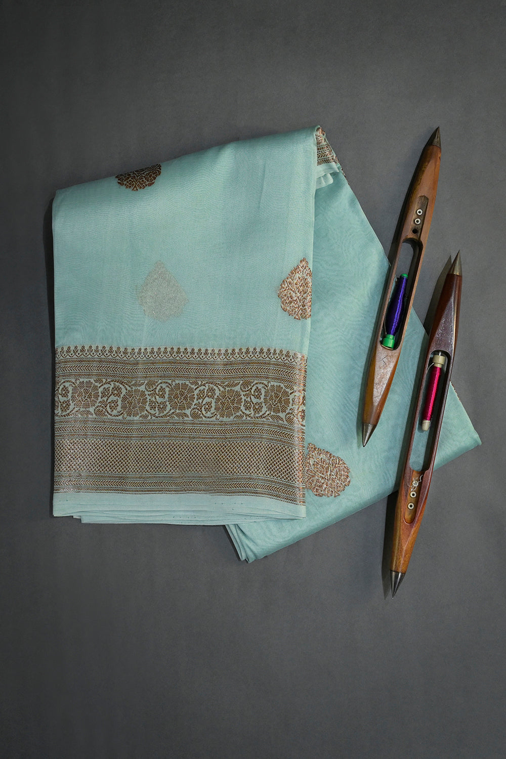 Organza Woven Antique Jari Motifs With Self Matching