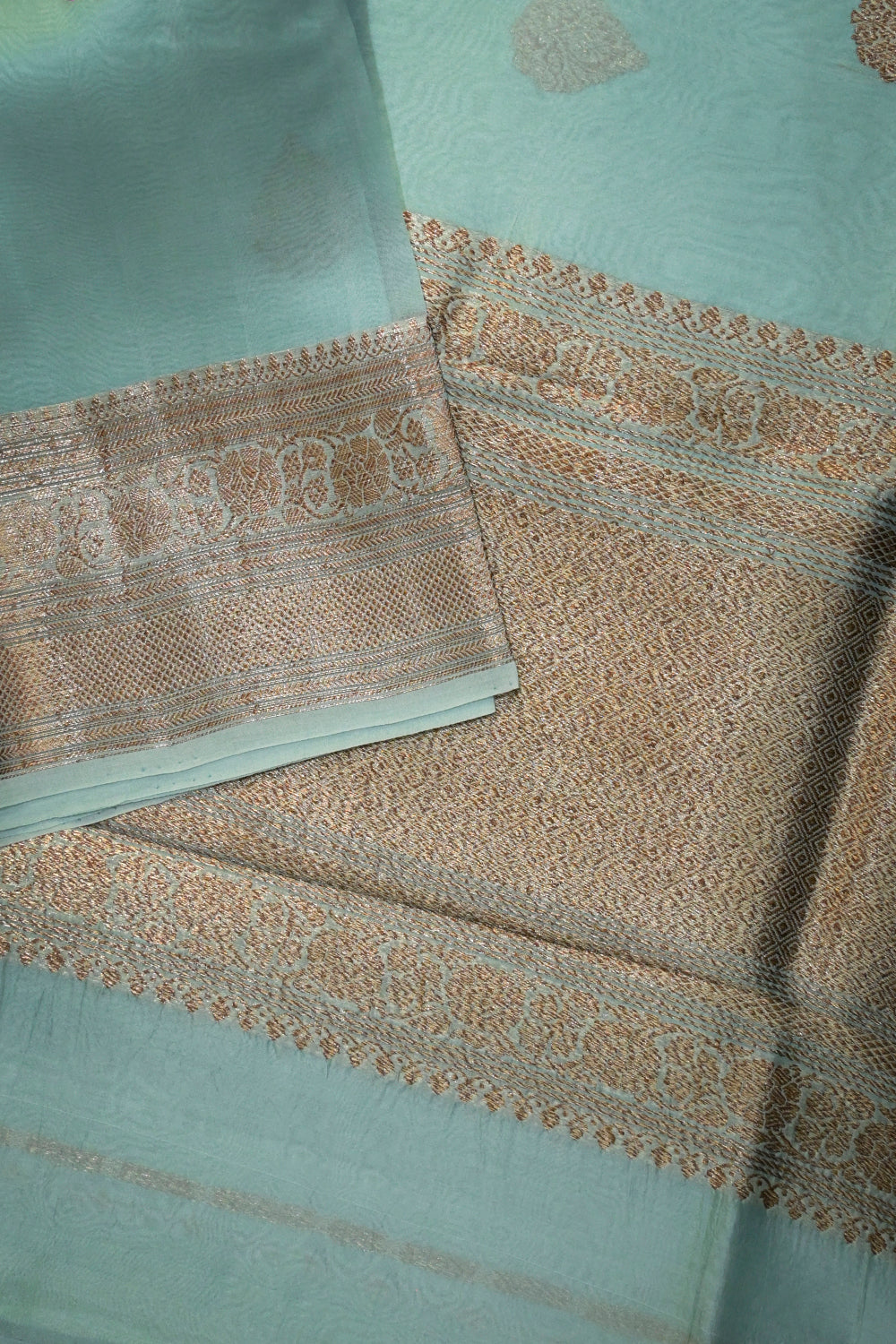 Organza Woven Antique Jari Motifs With Self Matching
