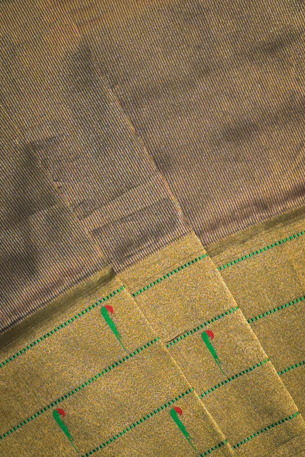 Paithani Handwoven Tissue Paithani With Triple Muniya Border
