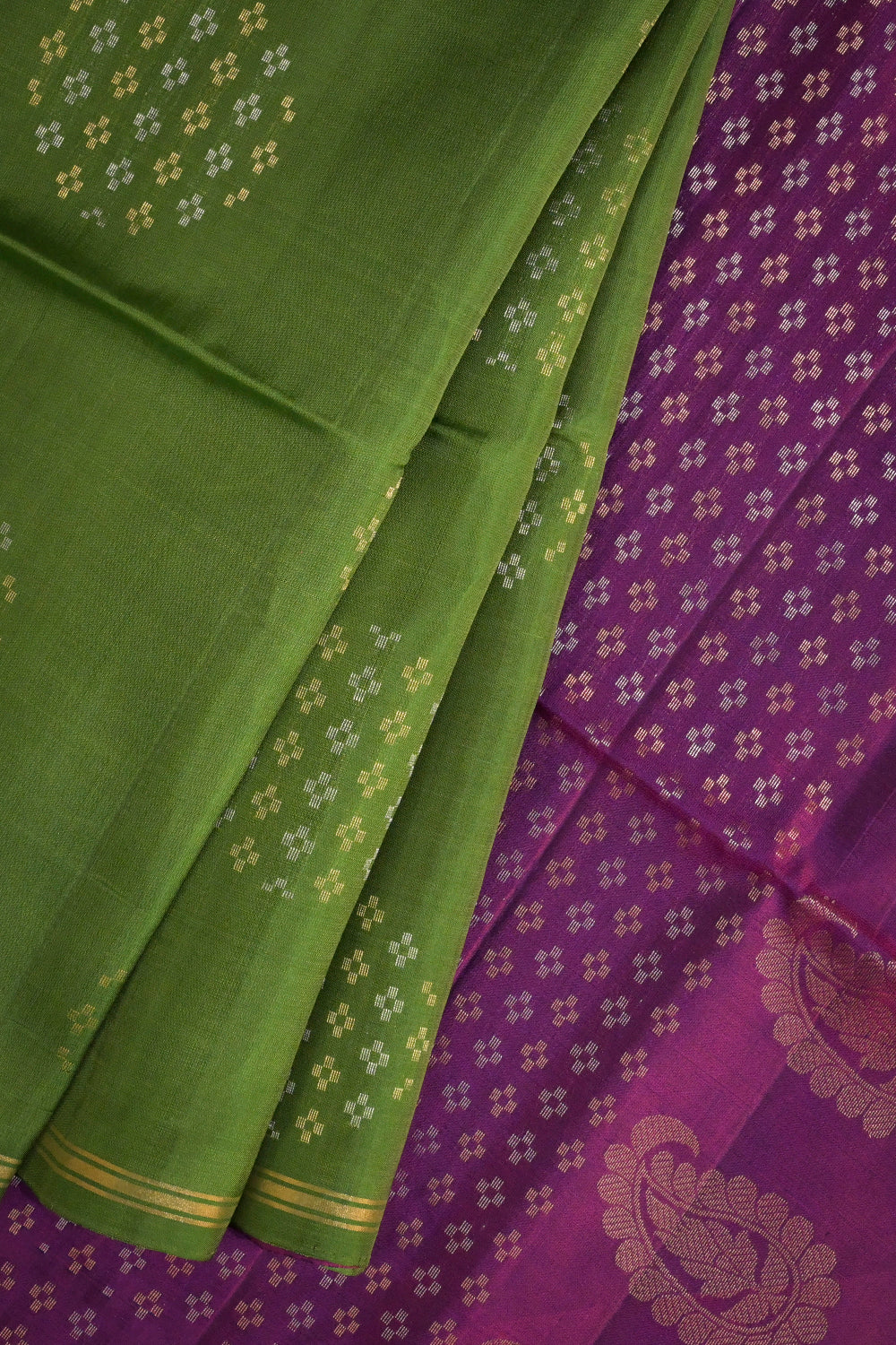 Soft Silk Borderless Jari Motifs With Purple Contrast
