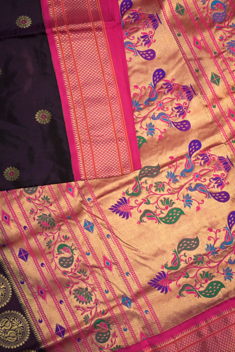 9yard Handwoven Pure Paithani With Chakra Meena Buttis And Pink Contrast