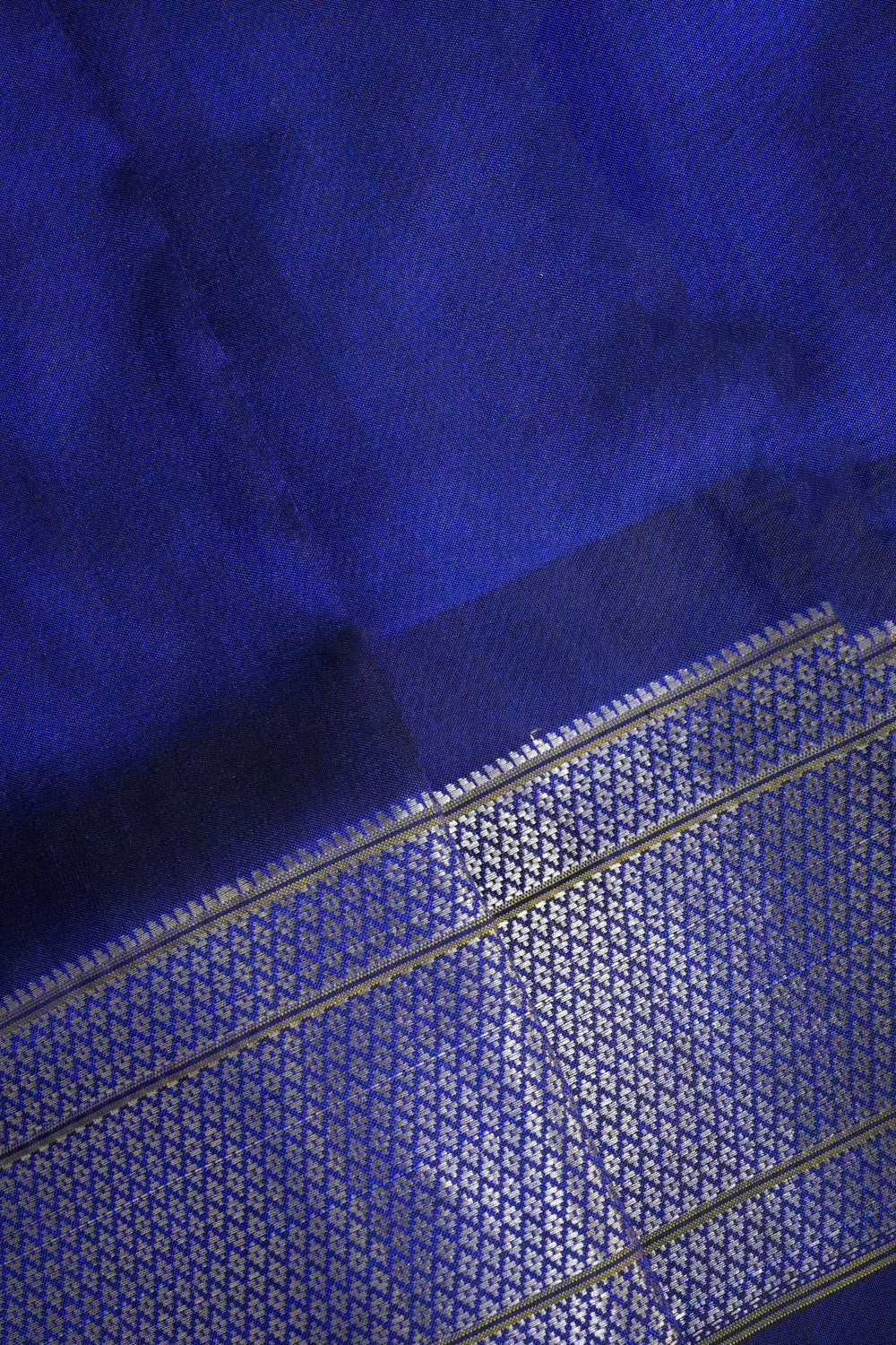 9yard Handwoven Pure Paithani Silver Zari