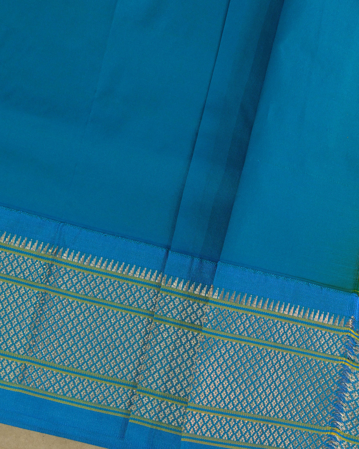 Lemon yellow Silk Paithani Woven paithani with blue contrast