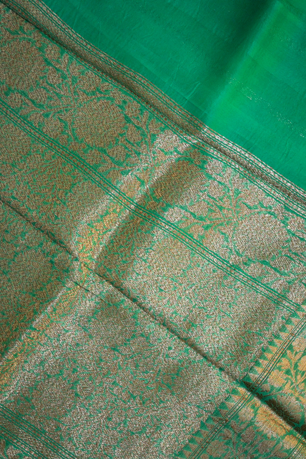 Organza Woven Antique Jari Motifs With Self Matching