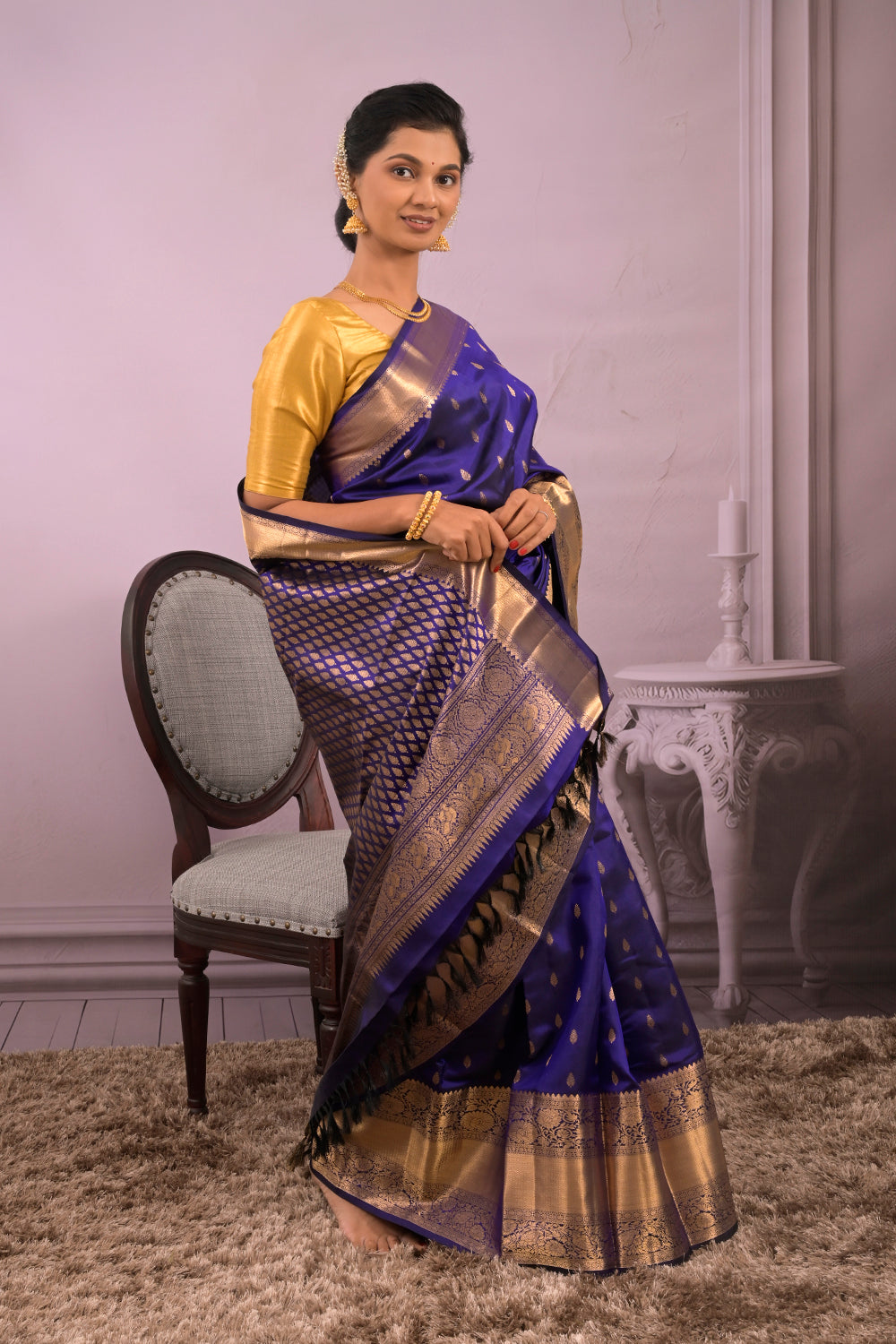 Kanjivaram Woven Gold Jari Motifs With Skirt Border