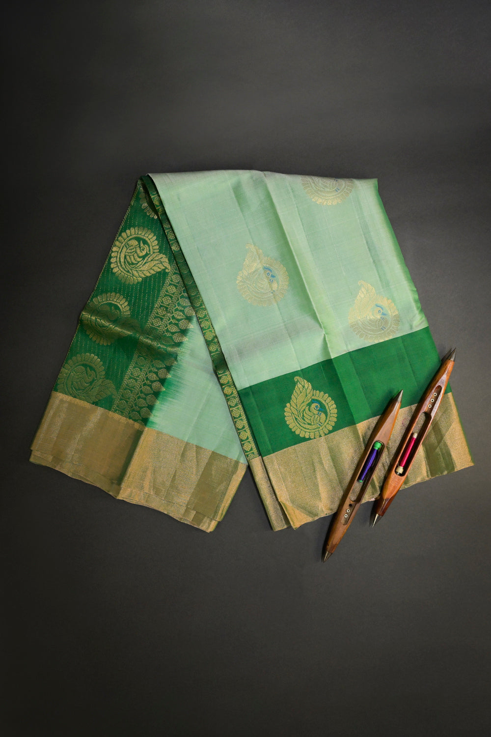 Soft Silk Woven Jari Motifs With Double Border