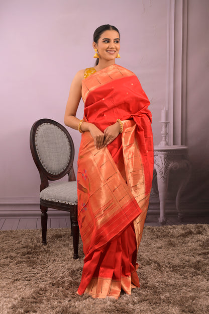 Paithani Woven Gold Jari Motifs With Single Muniya Border
