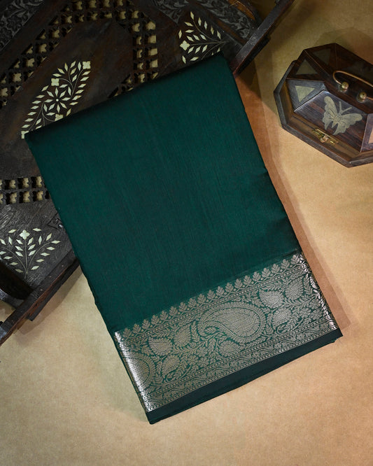 Bottle Green Cotton/Linen Saree – Woven Plain Body with Rich Pallu